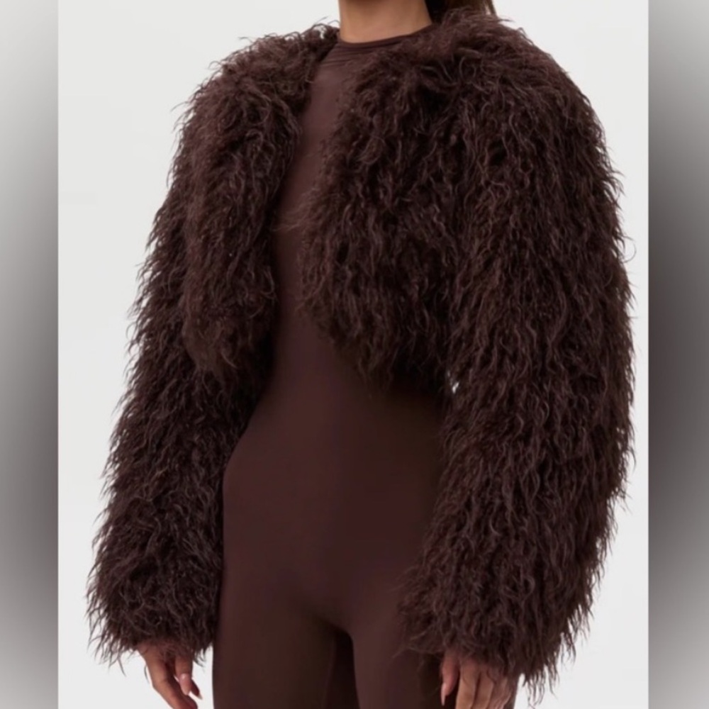 NAKED WARDROBE - FAUX FUR PLUSH CROPPED JACKET